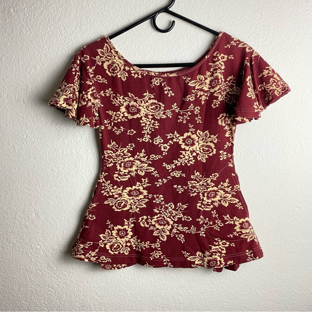 Effie’s Heart short sleeve ruffle top maroon cream floral print Size Small